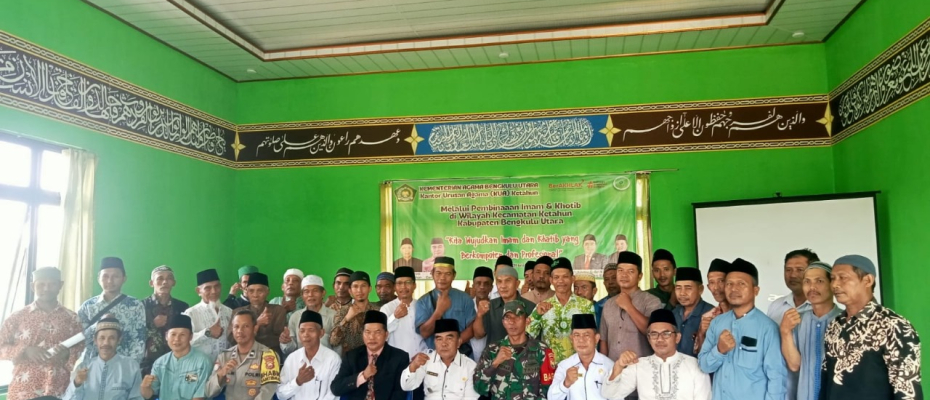 Bhabinakmtibmas Hadiri Pembinaan Iman dan Khotib Ketahun