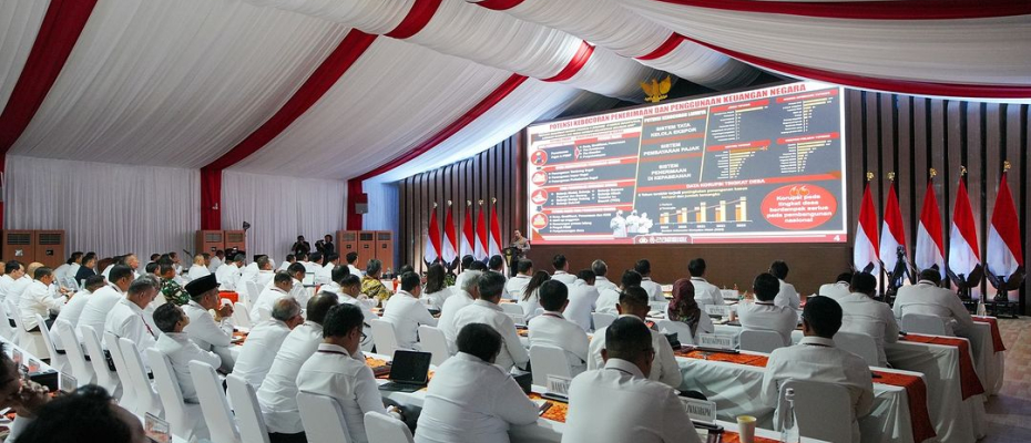 Kapolri Isi Materi Pemberantasan Korupsi di Retreat Kabinet Merah Putih