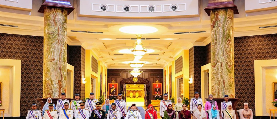 Kapolri Dapat Gelar Panglima Gagah Pasukan Polis Dari Kerajaan Malaysia