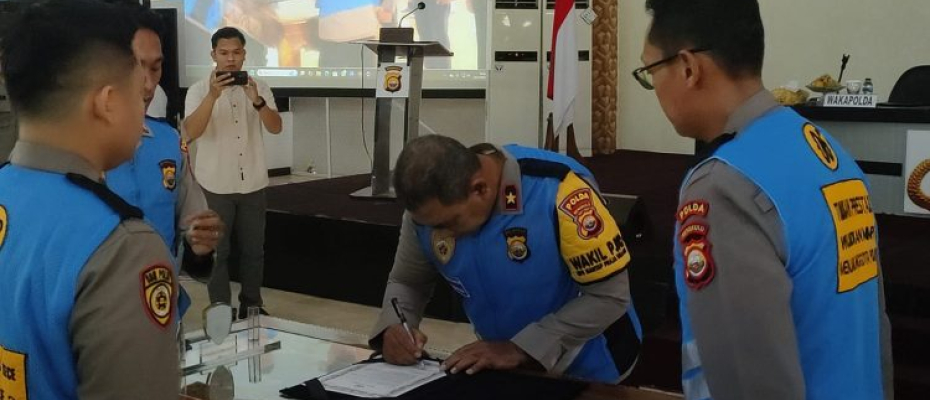 Wakapolda Bengkulu Pimpin Pengambilan Sumpah dan Penandatanganan Pakta Integritas Penerimaan Bakomsus Polri