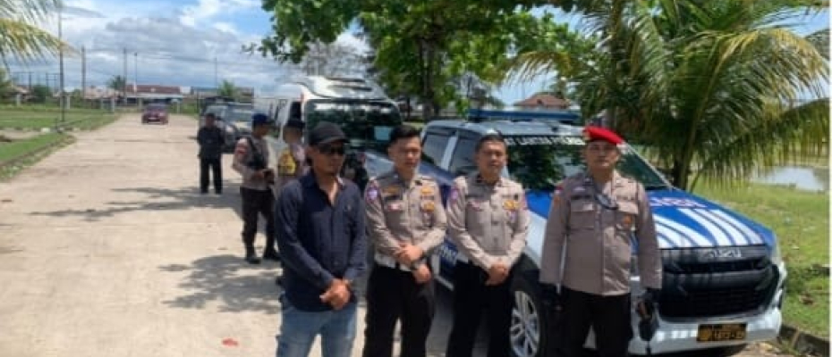 Polres Bengkulu Utara Kawal Distribusi Logistik KPU ke Pulau Enggano