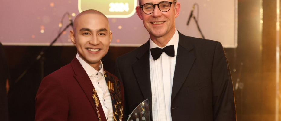 Indosat Ooredoo Hutchison Raih Best Digital Transformation Award di World Communication Award 2024
