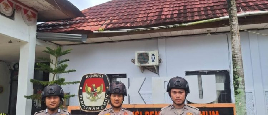 24 Jam Personil Polres Kepahiang Mengamankan Kantor Kpu Dan Bawaslu Kepahiang