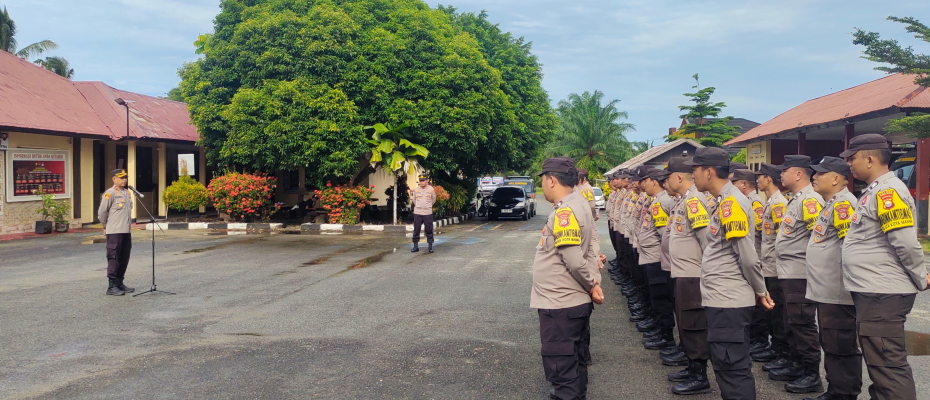 Wakapolres Bengkulu Selatan Berikan Arahan dan Evaluasi kepada Bhabinkamtibmas