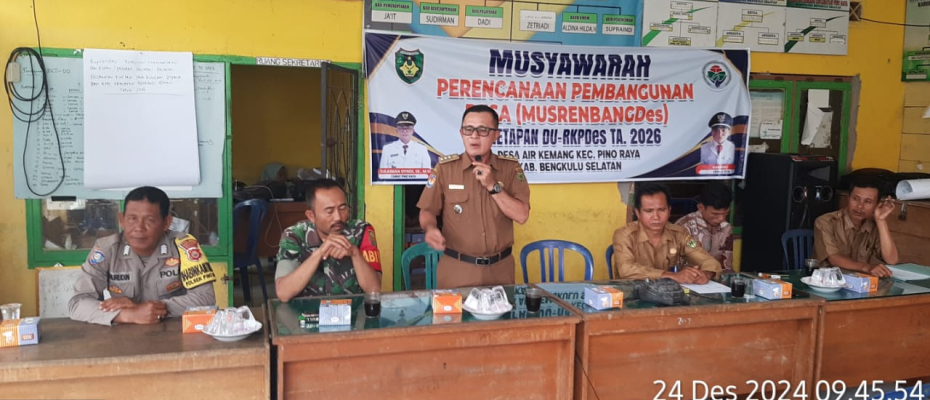 Bhabinkamtibmas Polsek Pino Raya Hadiri Musrenbangdes 2026 di Desa Air Kemang