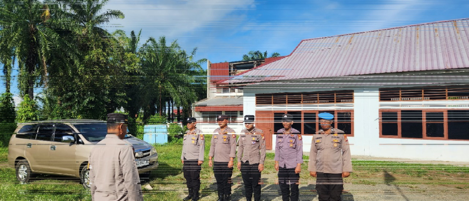 Polres Bengkulu Selatan siagakan Personil PAM, perketat PAM Kantor KPU BS selama 1x24 Jam Pasca Pilkada 2024.