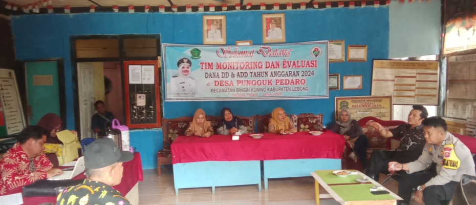 Tingkatkan Koordinasi, Bhabinkamtibmas Polsek Lebong Selatan Hadiri Monev DD dan ADD di Desa Pungguk Pedaro