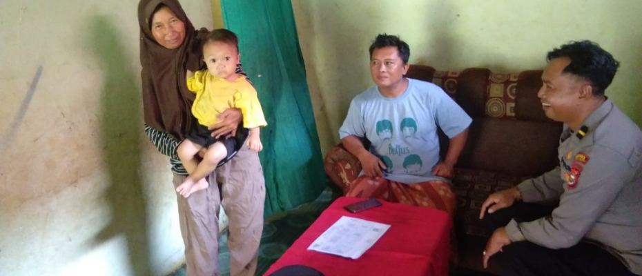 Polres Bengkulu Selatan Gelar Program "Senin Berbagi" untuk Warga Kurang Mampu
