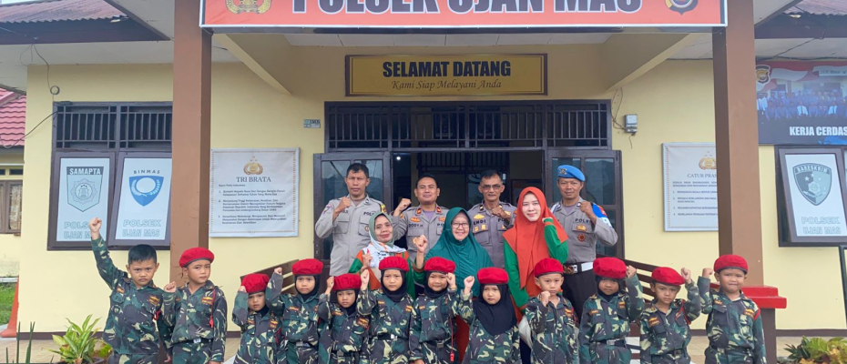 Polsek Ujanmas Terima Kunjungan Anak TK Bunda Putri dalam Program Polisi Sahabat Anak