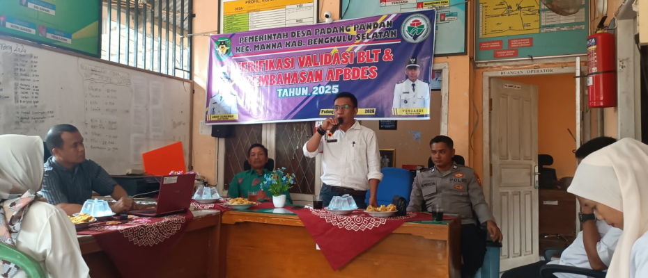 Kanit Binmas dan Bhabinkamtibmas Polsek Manna Hadiri Musyawarah Penetapan Calon Penerima BLT Desa Padang Pandan