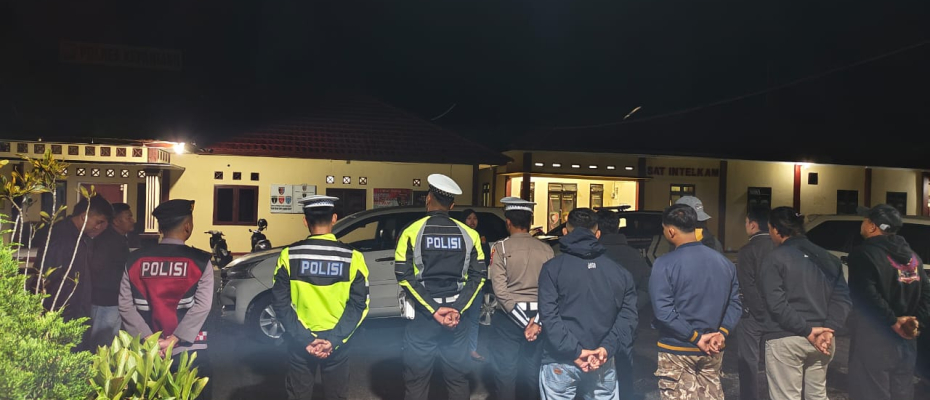 Patroli Gabungan Satreskrim dan Satlantas Polres Kepahiang Serta Piket Fungsi Polres Kepahiang antisipasi 3c dan Balap Liar di wilayah Hukum Polres Kepahiang